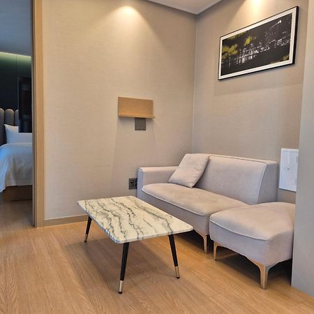 The Solid Residence - Elbon The Stay By Haeundae Busan Exterior foto